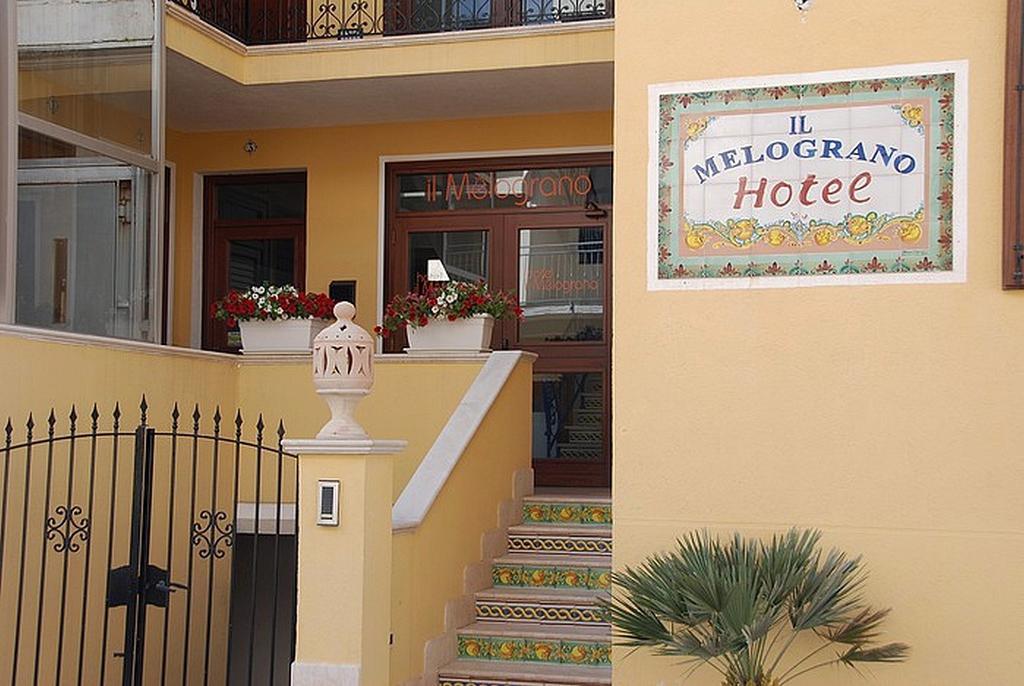 Hotel Il Melograno サン・ヴィート・ロ・カーポ エクステリア 写真